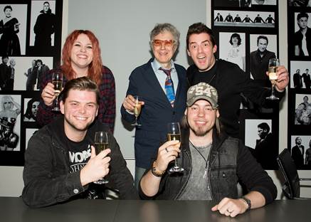 Stone Broken announce signing WW deal with Spinefarm Records + UK headline tour.