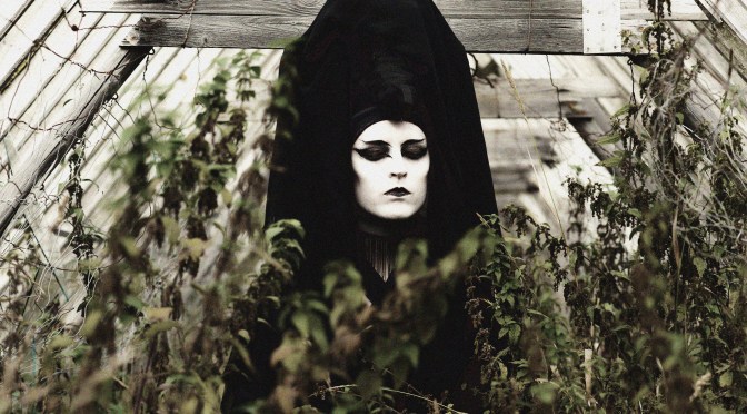 JONATHAN HULTÉN releases video for “Wasteland (forest version)”