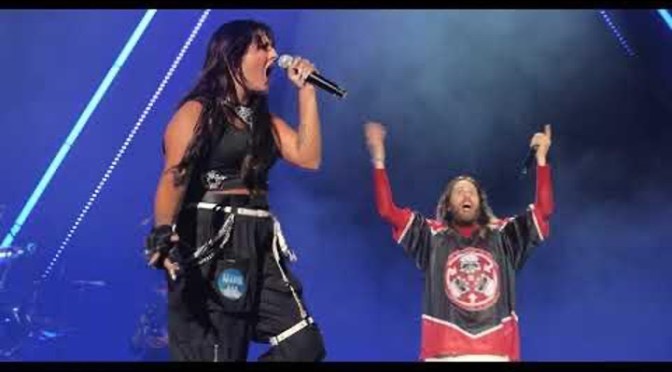 EVA UNDER FIRE JOIN 30 SECONDS TO MARS ON STAGE AT RECENT CHICAGO, SHOW TO PERFORM BAND’S ICONIC SINGLE “THE KILL” 